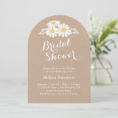 Elegantes Floral White Daisies Brautparty Einladung (Stehend Vorderseite)