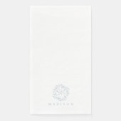 Elegantes Floral Wreath Dusty Blue Paper Handtuch Serviette (Vorderseite)