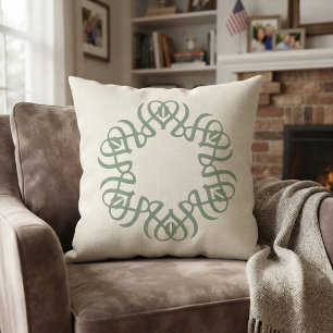 Elegantes Florales Monogramm Familie in Salbeigrün Rundes Kissen