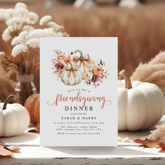 Elegantes Florals & Pumpkins Freundliches Abendess Einladung