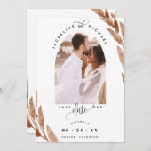 Elegantes Foto Arch and Copper Brown Blätter Weddi Save The Date (Vorne/Hinten)