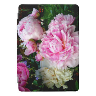 Elegantes Foto aus rosa, blühenden Pinien iPad Pro Cover