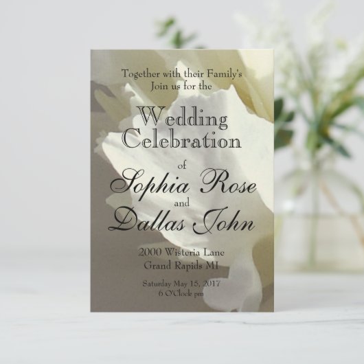 Elegantes Foto aus weißer Blume mit Blumen Einladung (Stehend Vorderseite)