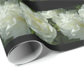 Elegantes Foto aus weißer Blume mit Blumen Geschenkpapier (Rolleneckpunkt)