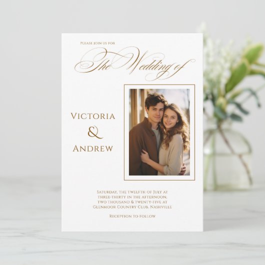 Elegantes Foto Brown Moderne Hochzeit Einladung (Stehend Vorderseite)