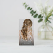 Elegantes Foto Cascading Haar Stylist Visitenkarte (Stehend Vorderseite)