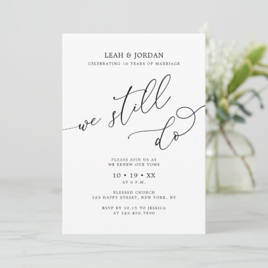 Elegantes Foto, das wir noch immer feiern Einladung (Stehend Vorderseite)