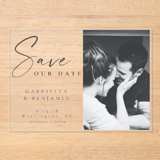 Elegantes Foto Minimalistisch Wedding Save the Dat Acryleinladungen (Vorderseite)