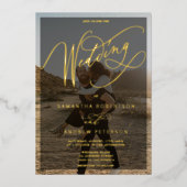 Elegantes Foto mit minimalistischem Gold Folieneinladung (Vorderseite)