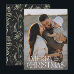 Elegantes Foto, modern, minimalschwarz botanisch Feiertagskarte<br><div class="desc">Elegantes Foto Moderne minimale natürliche schwarze Aquarell botanische Typografie Frohe Weihnachtsferien flache Karte.</div>