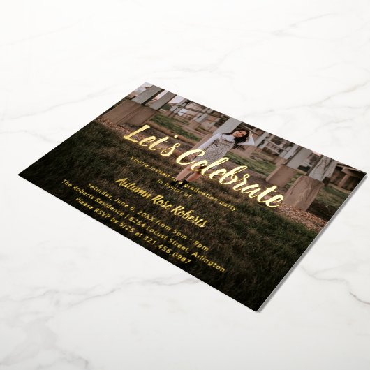 Elegantes Foto Moderner Abschluss Folieneinladung (Gedreht)