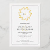 Elegantes Foto Monogram Leaf Wreath Wedding Folieneinladung (Vorderseite)