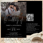 Elegantes Foto QR Code Skript Hochzeit Schwarz Einladung<br><div class="desc">Elegantes Foto QR Code Skript Hochzeit Schwarz. Mit einem QR-Code auf Ihrer Hochzeitswebsite auf der Rückseite, sodass Ihre Gäste alle Details online sehen können, ohne separate Gehäuse benötigen. Ihr QR-Code wird automatisch generiert, um den Beispielcode im Design zu aktualisieren, wenn Sie einfach die Beispiel-URL in der Vorlage mit Ihrer eigenen...</div>