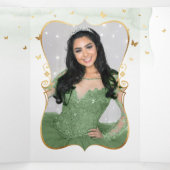 Elegantes Foto Spanische Sage Green Gold Quinceane Dreifach Gefaltete Einladung (Innenseite Mitte)