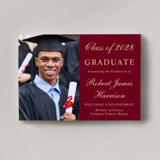 Elegantes Foto Uni Burgundy Gold Abschluss Ankündigung