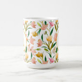Elegantes Frühlingsfloral Monogramm mit Goldenem A Kaffeetasse (Mittel)
