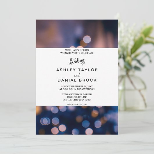 Elegantes Funkellicht blau blauer Hochzeitsinv Einladung (Stehend Vorderseite)