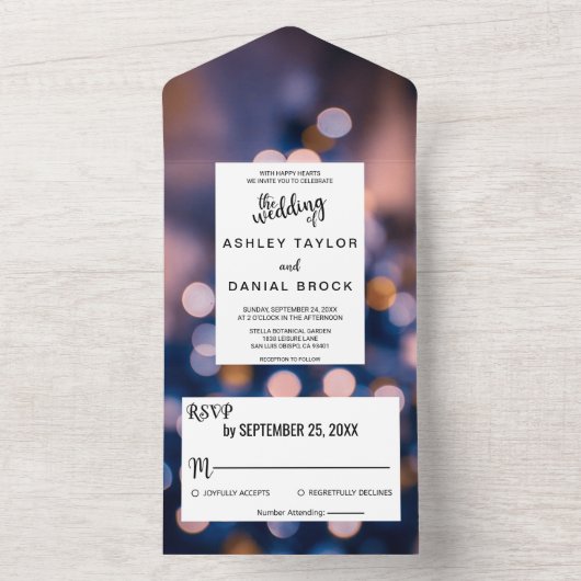 Elegantes Funkellicht blauer Hochzeit All In One Einladung (Innen Boden)