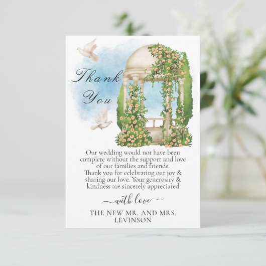 Elegantes Gazebo mit Blume, Bäumen und Tauben Dankeskarte (Stehend Vorderseite)