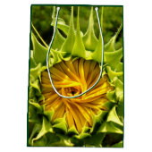 Elegantes Gelbblume-Foto Mittlere Geschenktüte (Rückseite)