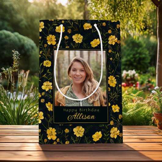 Elegantes Gelbes Buttercup Blume Foto Geburtstag Mittlere Geschenktüte