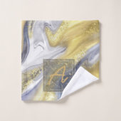 Elegantes Gelbes Graues Gold Marmoreffekt Monogram Badhandtuch Set (Waschlappen)