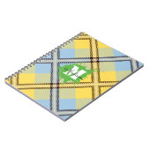 Elegantes, gelbes, Kariertes Tartan Monogram Scrip Notizblock (Linke Seite)