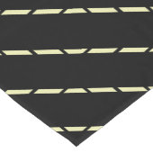 Elegantes geometrisches Goldenes Muster auf schwar Kurzer Tischläufer (Ecke)