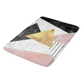 Elegantes geometrisches Marmor und Golddesign Badematte (Schrägansicht)
