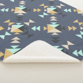 Elegantes geometrisches Muster in Mint, Gold und S Sherpadecke (3/4)