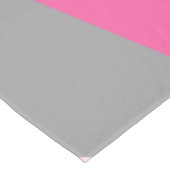 Elegantes geometrisches pastellfarbenes Rosa Smara Tischdecke (Schrägansicht)