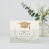Elegantes Gold Abschluss Design | Träume beginnen Postkarte (Stehend Vorderseite)