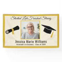 Elegantes Gold Adult Abschluss 2025 Quote Foto