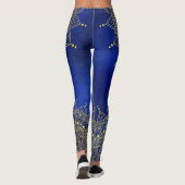 Elegantes Gold auf Deep Blue Floral Henna Mandala Leggings (Rückseite)