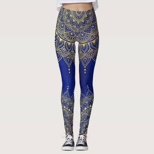 Elegantes Gold auf Deep Blue Floral Henna Mandala Leggings (Vorderseite)
