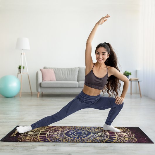 Elegantes Gold auf Dunkelnebel Lotus Henna Mandala Yogamatte