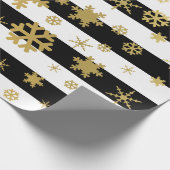 Elegantes Gold & Black Christmas Snowflake Muster Geschenkpapier (Ecke)