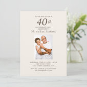 Elegantes Gold Damask 40-Jubiläum-Foto Einladung (Stehend Vorderseite)