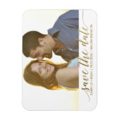 Elegantes Gold Foil Calligrafy Save the Date Foto Magnet (Vertikal)