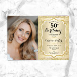 Elegantes Gold Foto 50. Geburtstag Einladung<br><div class="desc">Elegante weibliche 50. Geburtstagseinladung mit Ihrem Foto. Glam-Design mit Imitaten Glitzer Gold. Enthält Streifen,  Skript-Schriftart und Konfetti. Ideal für ein stilvolles Party für Erwachsene. Personalisieren Sie Ihre persönlichen Daten. Kann für jedes Alter angepasst werden! Gedruckte Zazzle Einladungen oder Sofortdownload digitalen druckbaren Vorlage.</div>