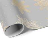 Elegantes Gold & Gray Snowflake Weihnachtsmuster Geschenkpapier (Rolleneckpunkt)