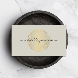 Elegantes Gold Leaf Logo auf Light Tan Visitenkarte