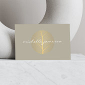 Elegantes Gold Leaf Logo auf Tan Visitenkarte