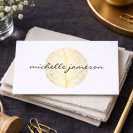 Elegantes Gold Leaf Logo auf Weiß Visitenkarte