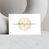 Elegantes Gold Leaf Logo auf Weiß Visitenkarte