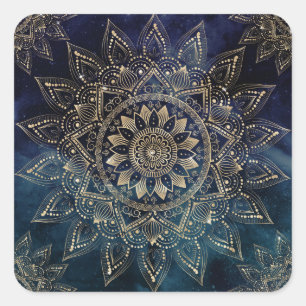 Elegantes Gold Mandala Blue Galaxy Design Quadratischer Aufkleber