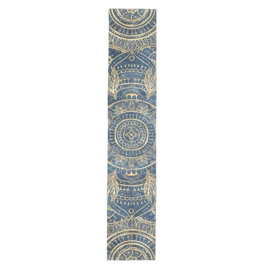 Elegantes Gold Mandala Blue Whimsy Design Mittelgroßer Tischläufer (Vorderseite)