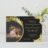 Elegantes Gold, Schwarz mit Lilies Foto Hochzeit Einladung (Stehend Vorderseite)