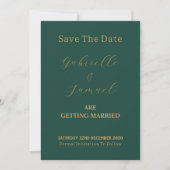 Elegantes Gold Script Couple Foto Green Save The Date (Vorderseite)
