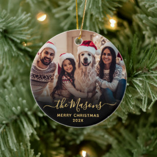 Elegantes Gold Script Family Foto Frohe Weihnachte Keramik Ornament